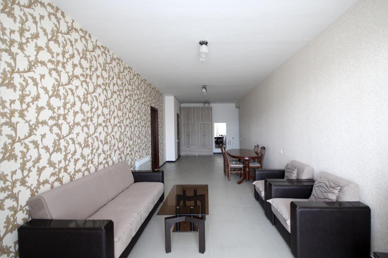 Apartments Emili Γιερεβάν Εξωτερικό φωτογραφία