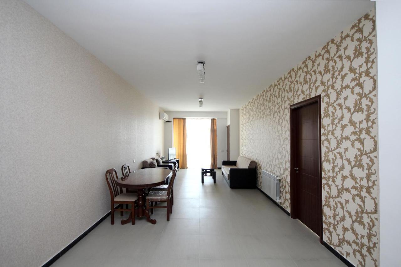 Apartments Emili Γιερεβάν Εξωτερικό φωτογραφία