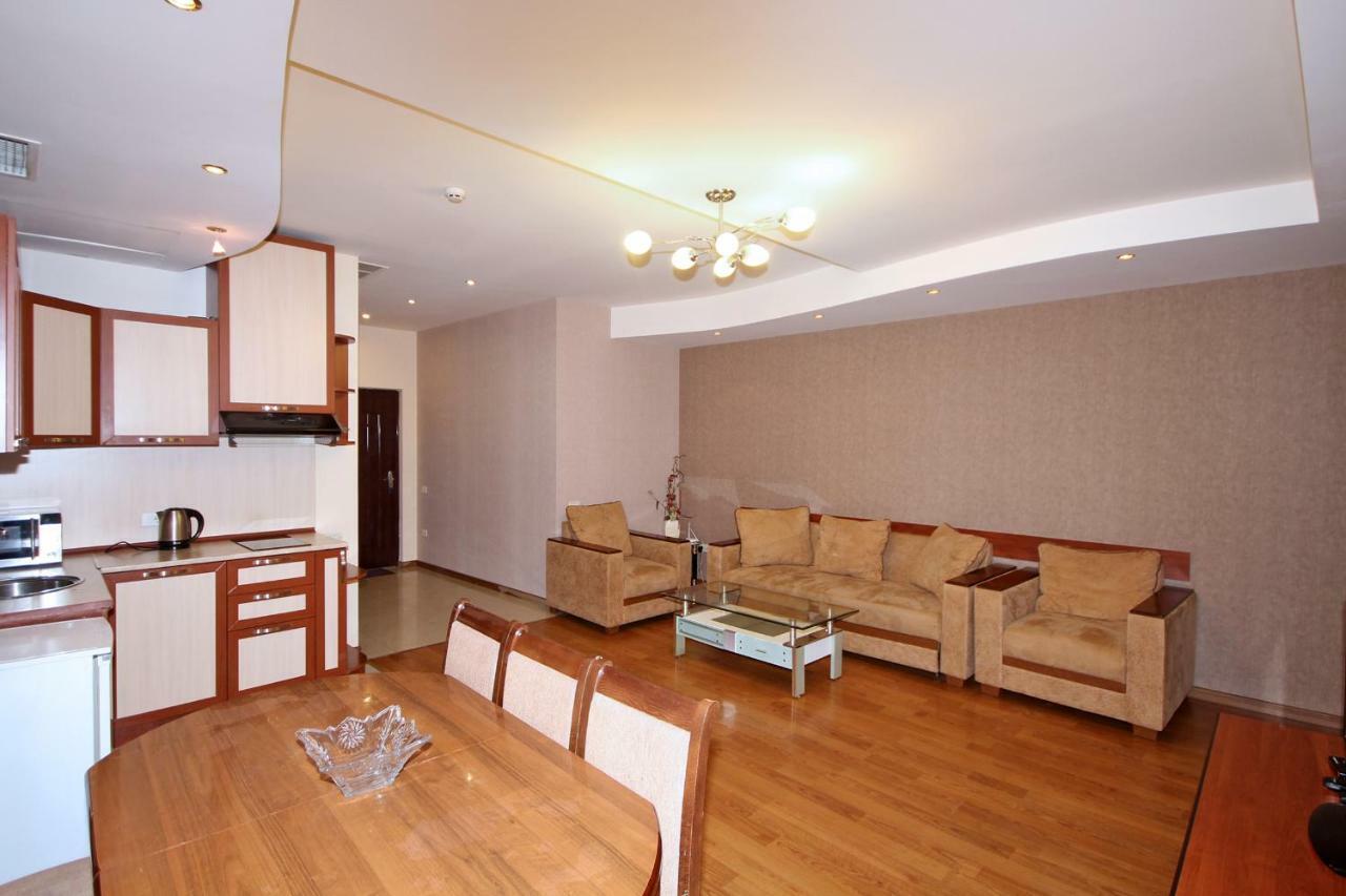 Apartments Emili Γιερεβάν Εξωτερικό φωτογραφία