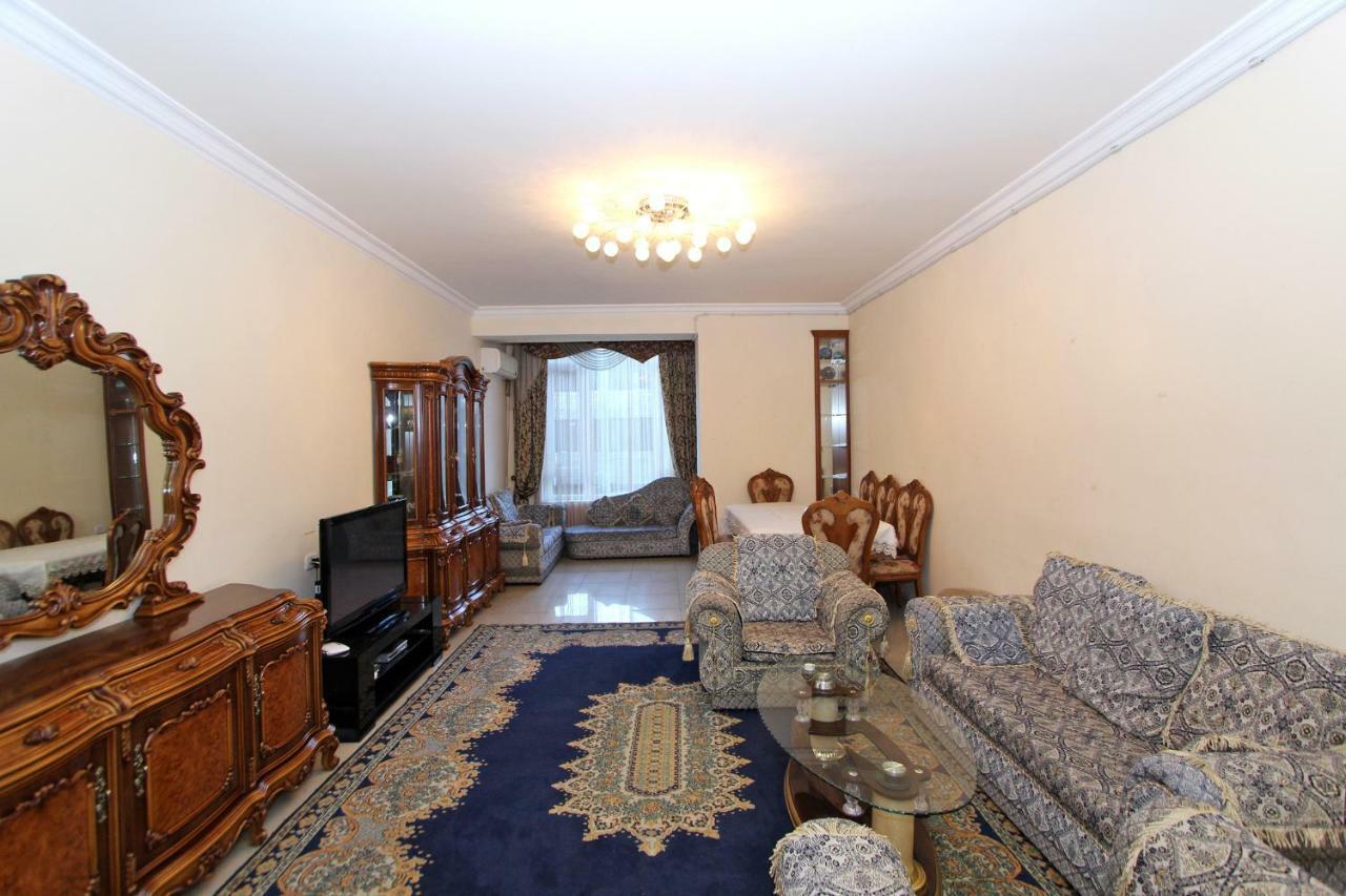 Apartments Emili Γιερεβάν Εξωτερικό φωτογραφία