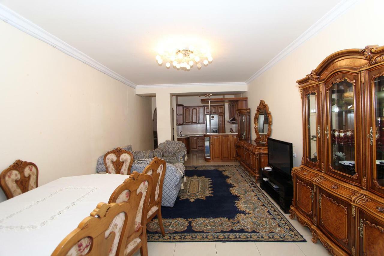 Apartments Emili Γιερεβάν Εξωτερικό φωτογραφία