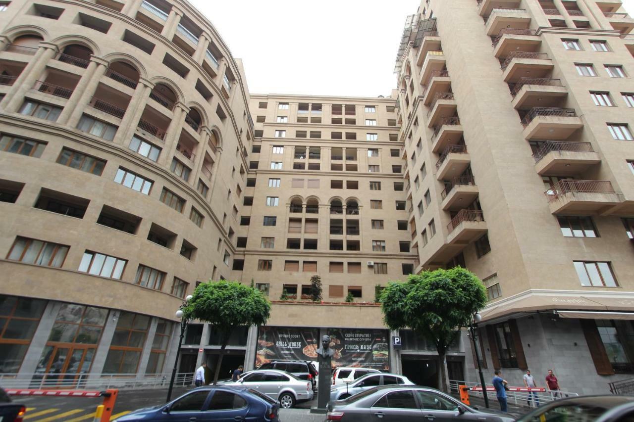 Apartments Emili Γιερεβάν Εξωτερικό φωτογραφία