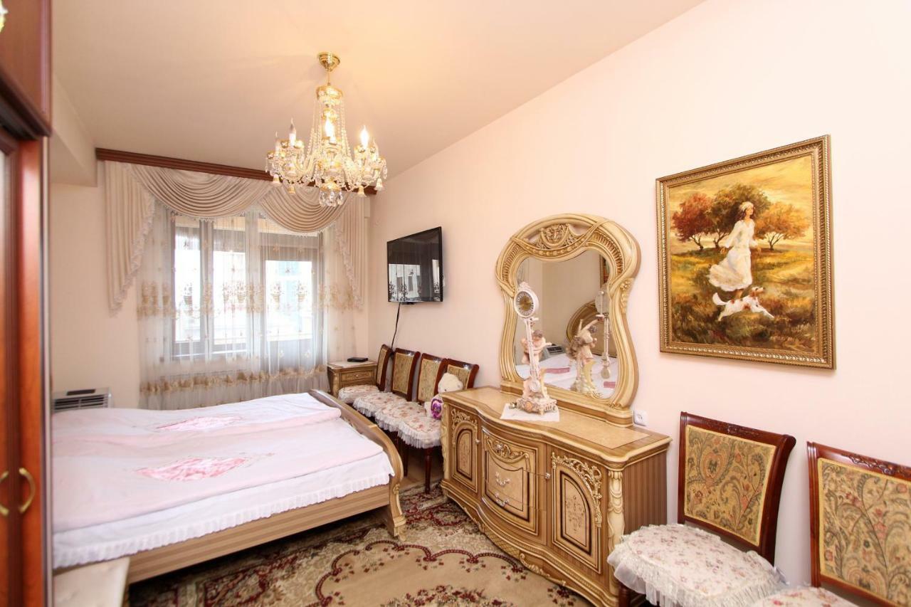 Apartments Emili Γιερεβάν Εξωτερικό φωτογραφία